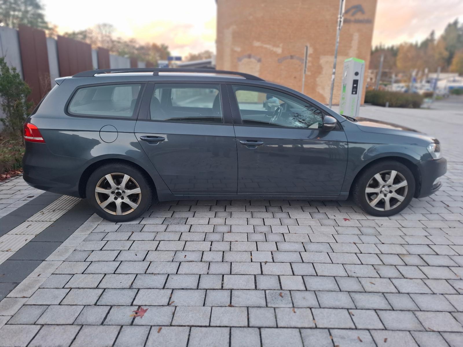 Volkswagen Passat 2011 — photo 6