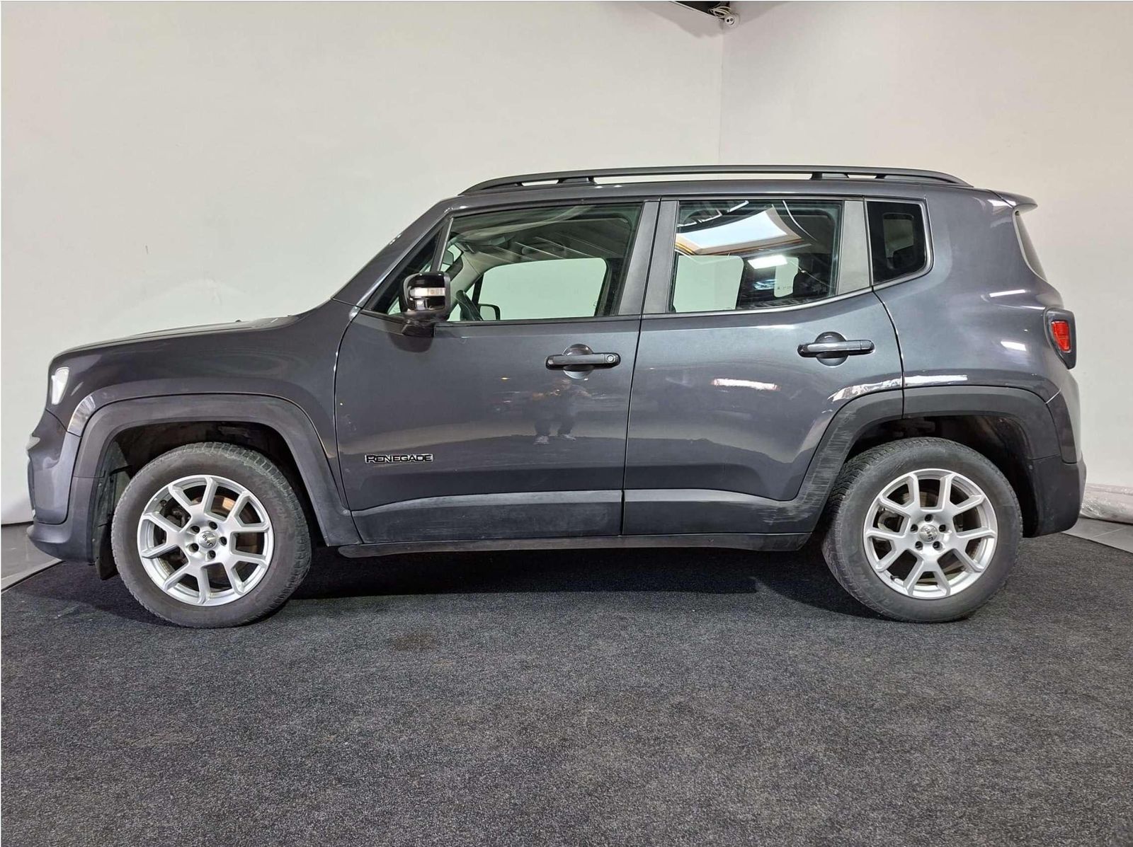 Jeep Renegade Renegade 1.5 HYBRIDE  I CARPLAY I AIRCO imagem 2