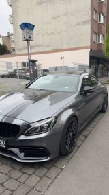 Mercedes-Benz C 63 AMG Mercedes-AMG C 63 Autom. Mercedes-AMG - Mercedes-Benz C 63 AMG: Coupé