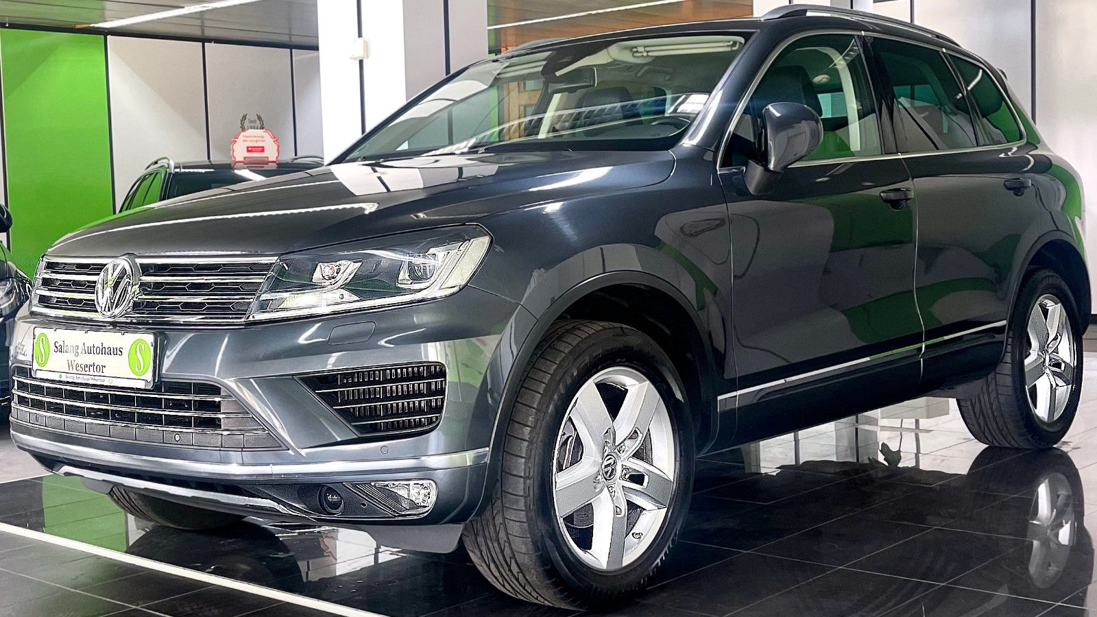 VW Touareg 3.0 TDI|2.Hd|AHK|RFK|Navi|LED|Keyless
