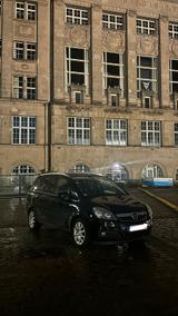 Opel Zafira 7 Sitzer Automatik 1.9 CDTI - Opel Zafira Gebrauchtwagen in Kiel