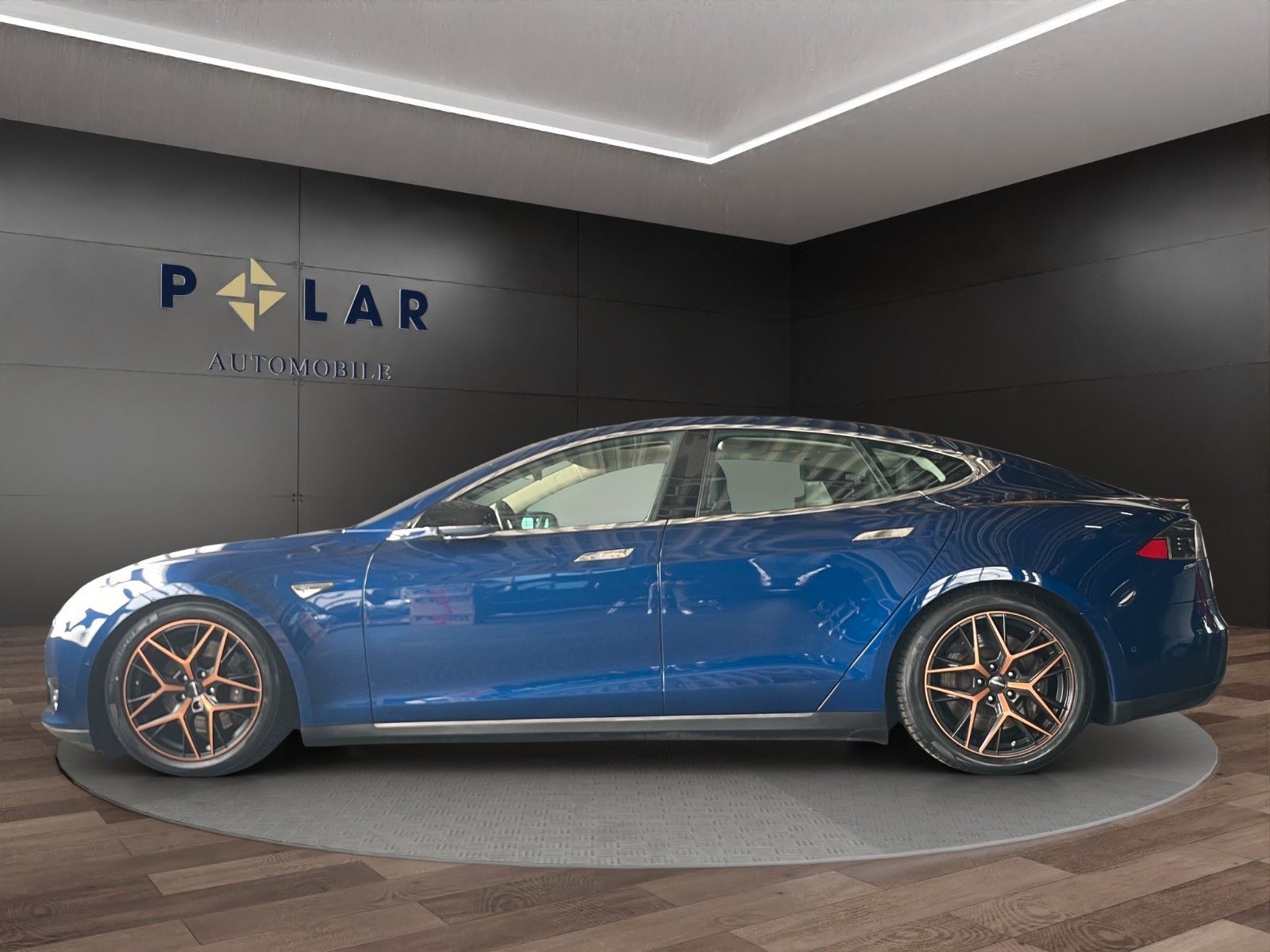 Fahrzeugabbildung Tesla Model S Dual*Xenon*ACC*CarPlay*Wlan*Pano*Ambient