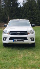 Toyota Hilux 2,4 l Double Cab 4x4 Duty, Hardtop (BW) - Toyota Hilux: Allradantrieb, Cab