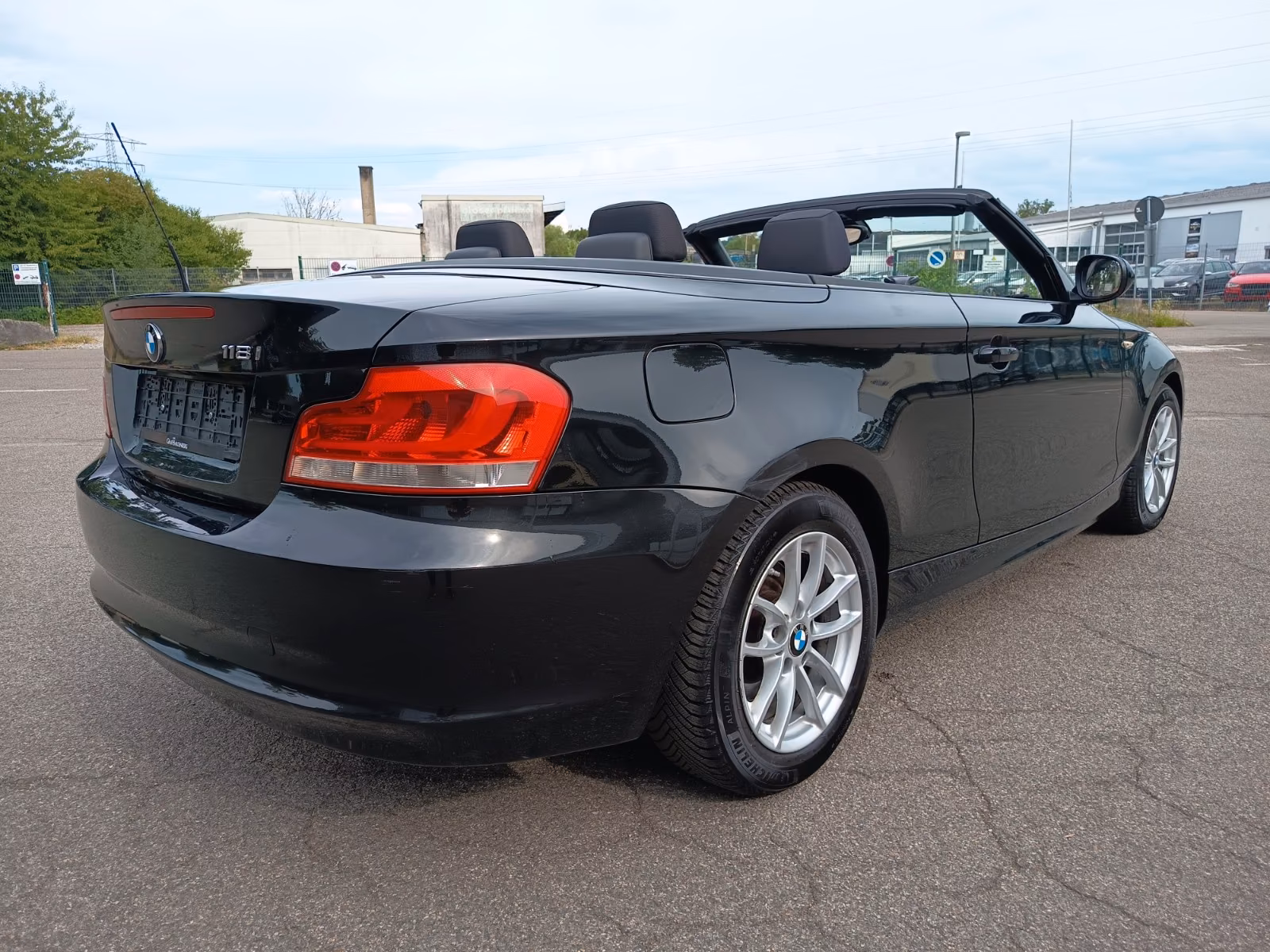 BMW 118 Baureihe 1 Cabrio 118i Automatik