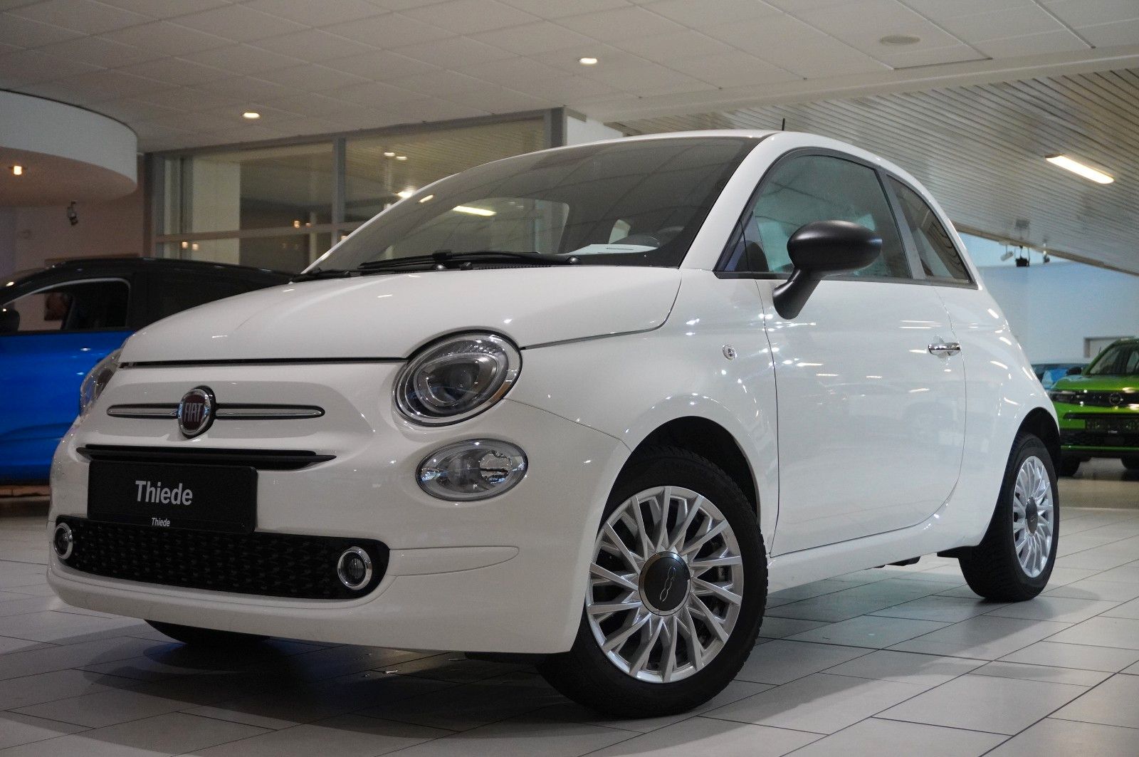 Fahrzeugabbildung Fiat 500 1.0 GSE HYBRID DOLCEVITA NAVI/LED/PDC/DAB+