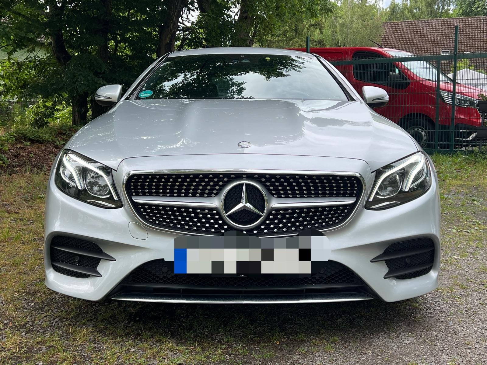 Mercedes-Benz E 220 d Autom. AMG Line Widescreen Burmester uvm