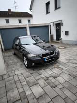 BMW 320i -