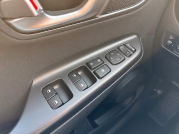 Hyundai KONA 1.6 T-GDI 4WD DCT Sitzheizung Kamera AHK