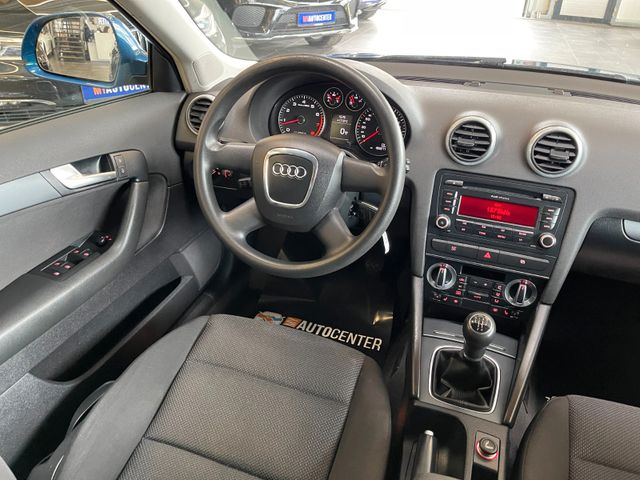 Audi A3 Sportback 1.6 Attraction *TEMPOMAT*SZHZ*KLIMA