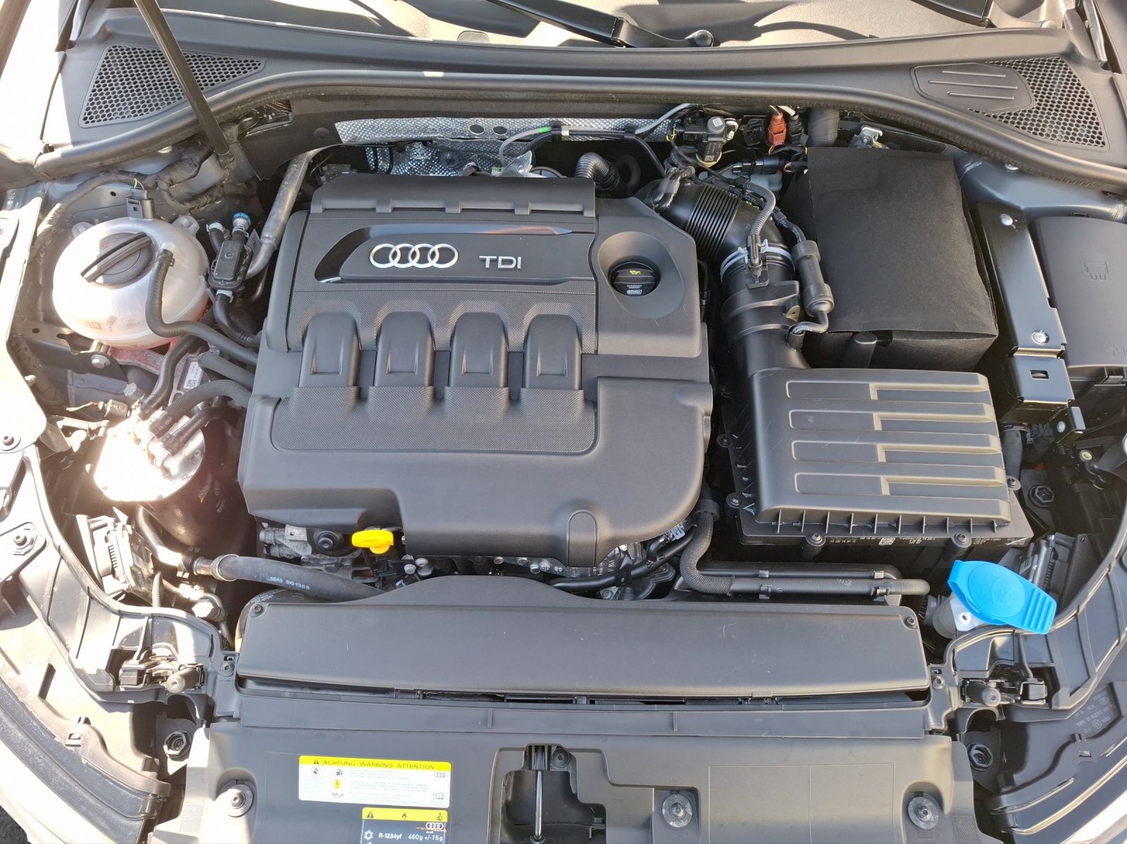 Fahrzeugabbildung Audi A3 Limousine TDI quattro sport LED NAVI SOUND