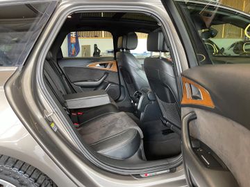 Audi A6 Avant 3.0 TDI quattro *PANO*ALCANTARA*S-LINE*