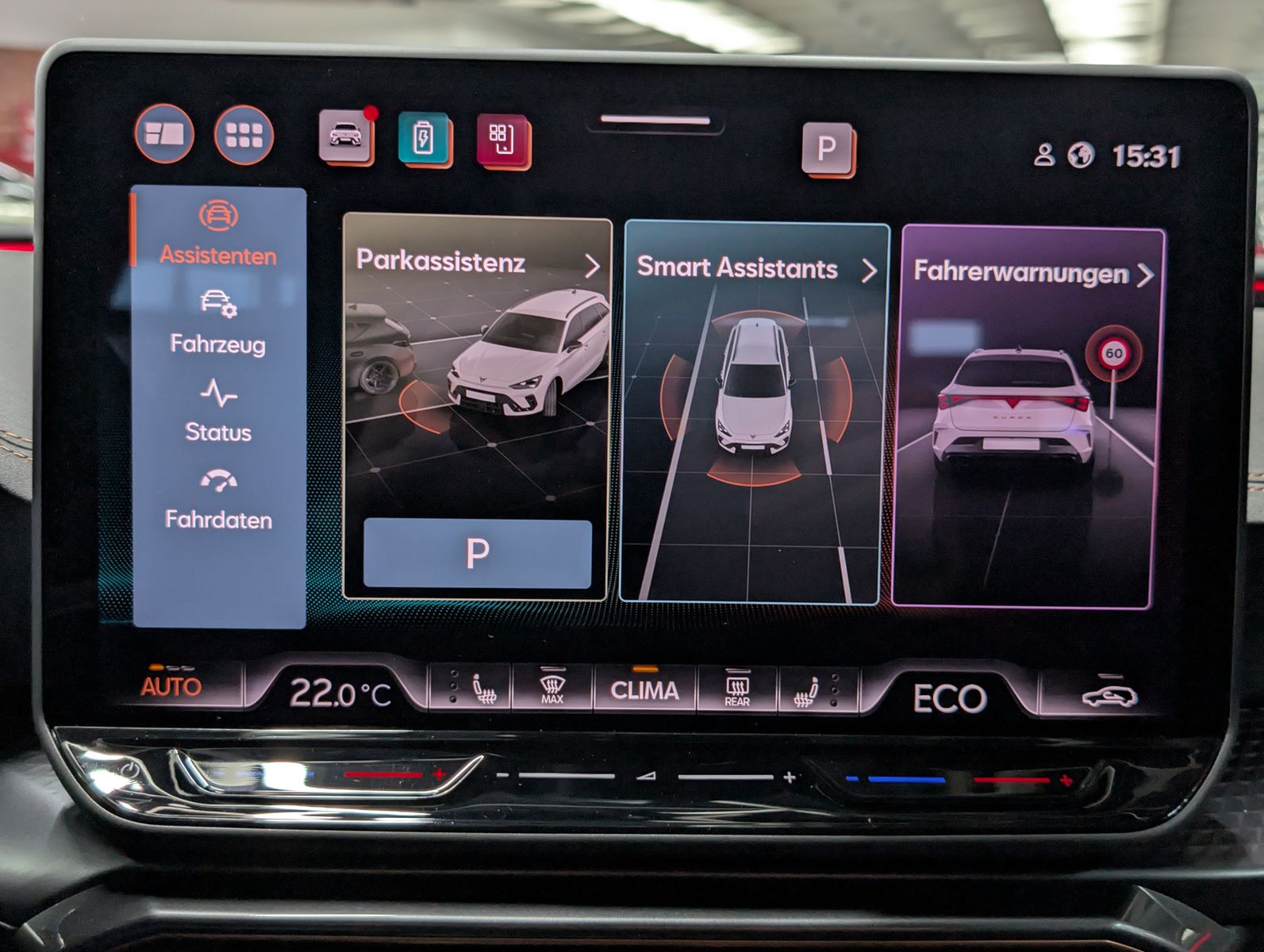 Fahrzeugabbildung CUPRA Leon 1.5 e-Hybrid PLUG-IN LED INTELIG-DRIVE EDGE