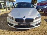 BMW 218i Active Tourer Advantage - BMW 2 Series: Advantage