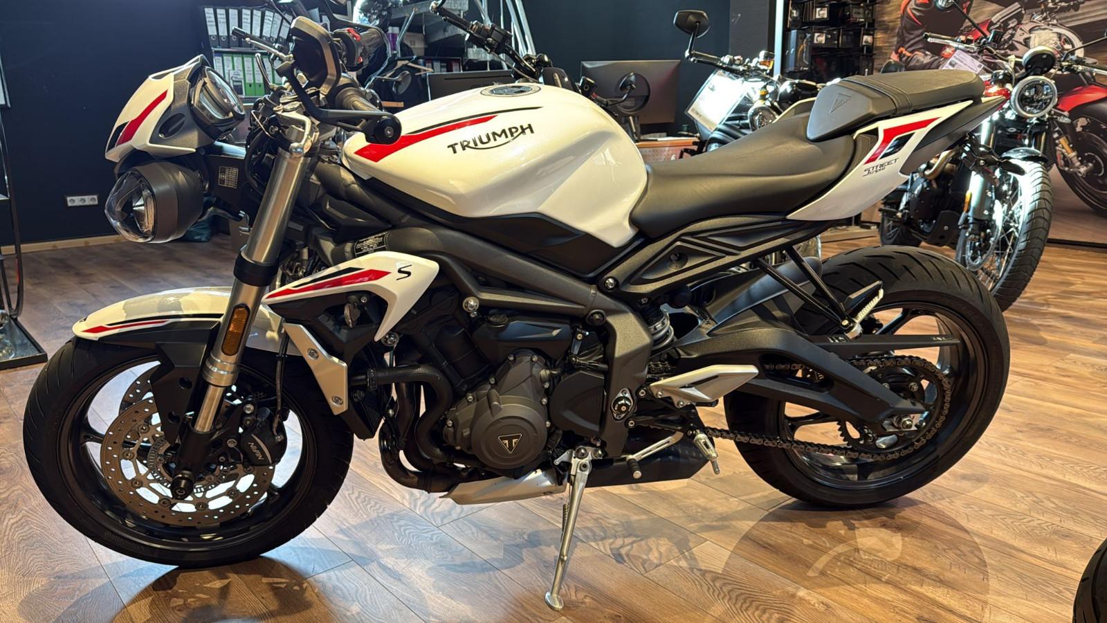 Triumph Street Triple S * 1.Hand * ABS* QS + Drossel A2