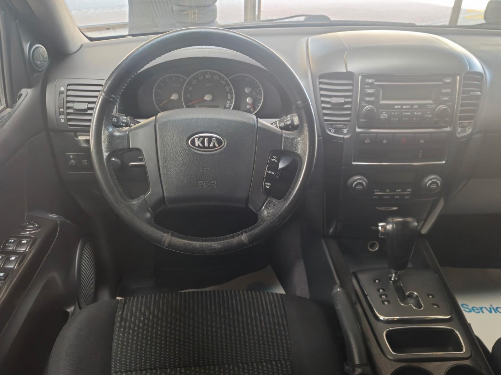 KIA SORENTO 2.5 CRDI 163ch 4X4 - BVA - ATTELAGE 3,5T - XÉNON - CLIMATISATION BIZONE - CHAUFFAGE AUXILIAIRE