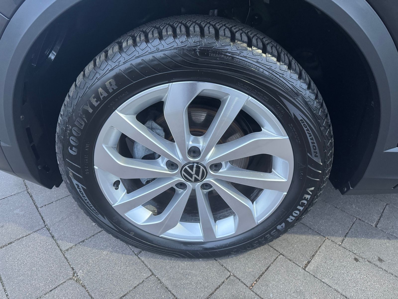 Volkswagen T-Roc - Bild 13