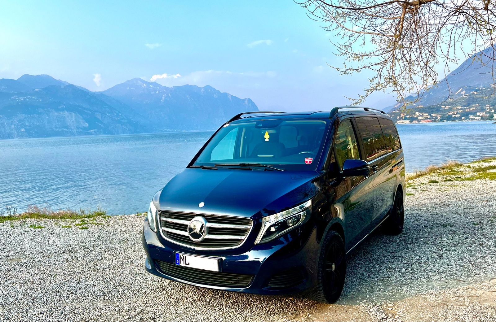 MERCEDES-BENZ V 220 d AVANTGARDE EDITION lang AVANTGARDE E...