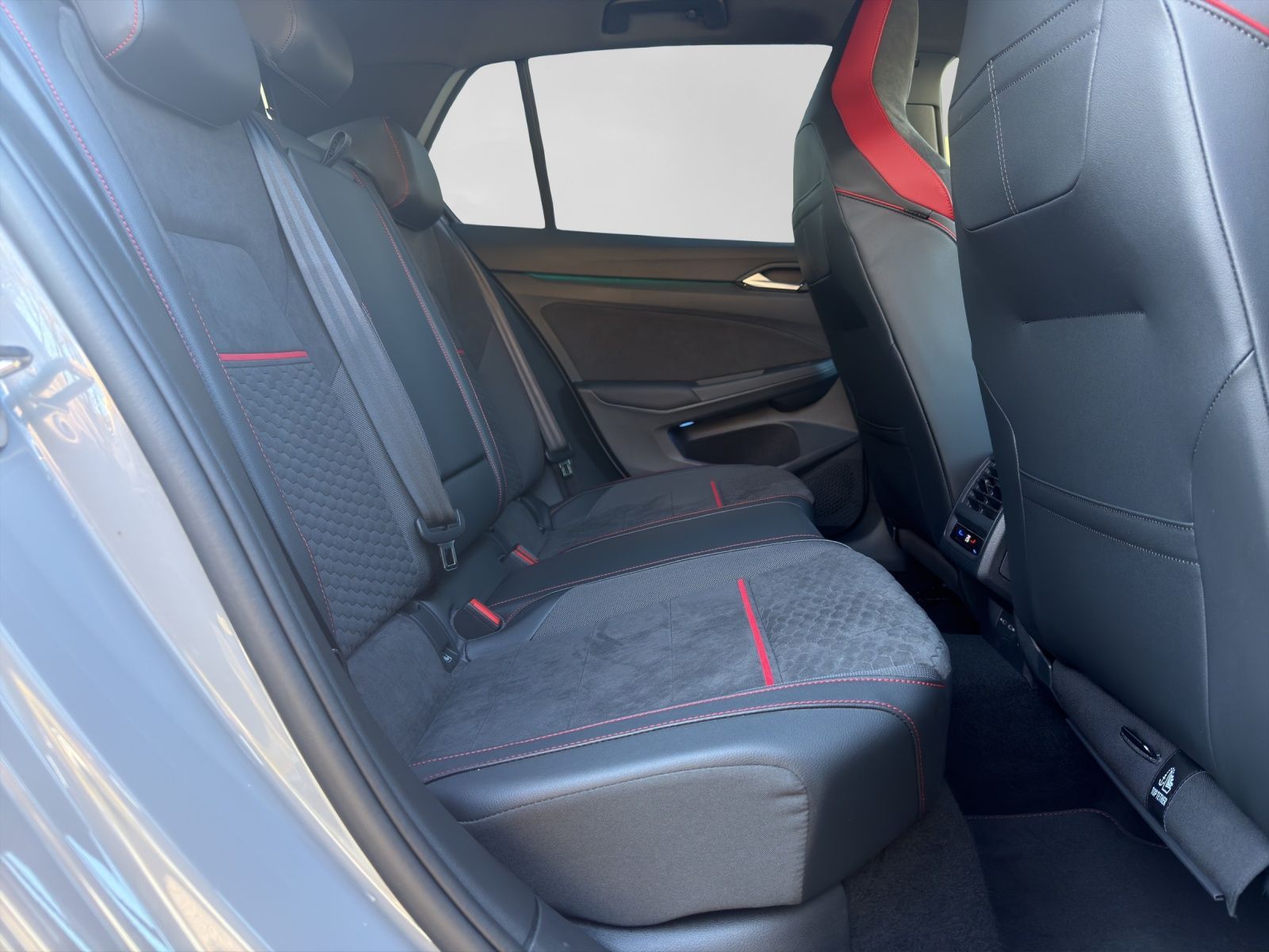 Volkswagen Golf - Bild 7