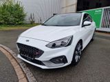 Ford Focus Lim. ST RECARO* Virtual Cockpit* Panorama* - Ford Focus: Weiß, ST