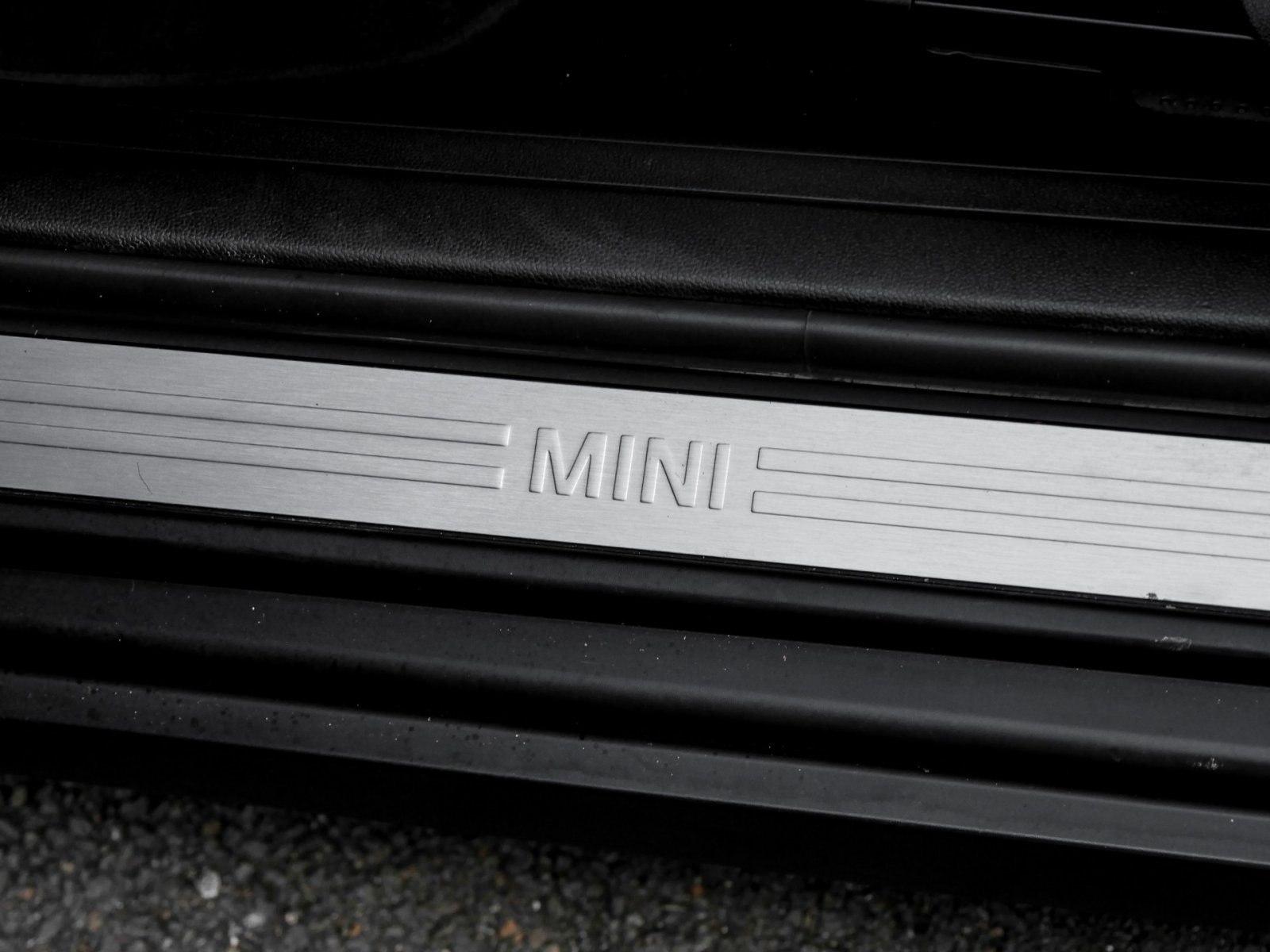 MINI Cooper Clubman ESSENTIAL TRIM+DA+KAMERA+LED+SHZ