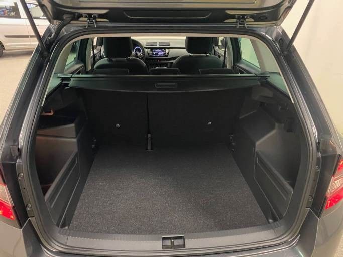 Fahrzeugabbildung SKODA FABIA COMBI 1.0 TSI Ambition+SHZ+SMARTLINK+ALU++