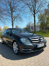 Mercedes-Benz C 250 CGI *BE AMG PAKET*AUTOM*NAVI*LEDER*BI-XEN - Mercedes-Benz 250: 250c