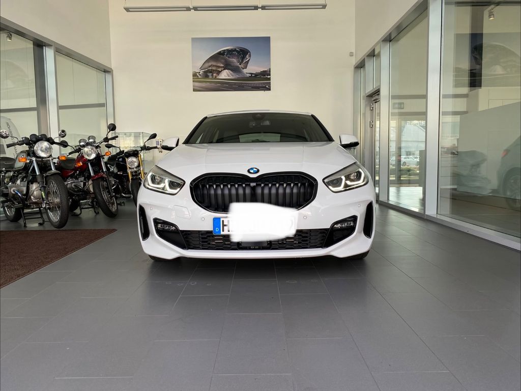 Image of BMW 118