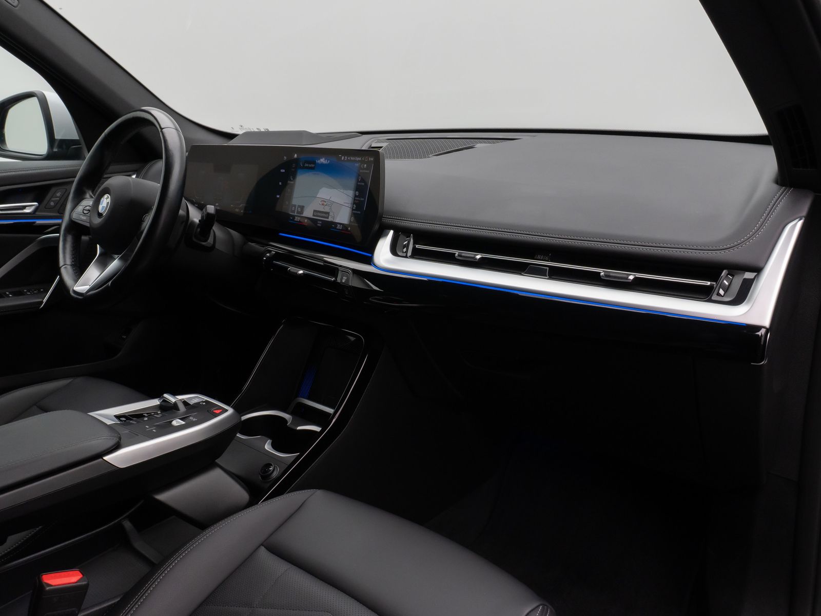 Fahrzeugabbildung BMW X1 xD20d xLine 360° HUD DAB Leder Ad.LED Komfort