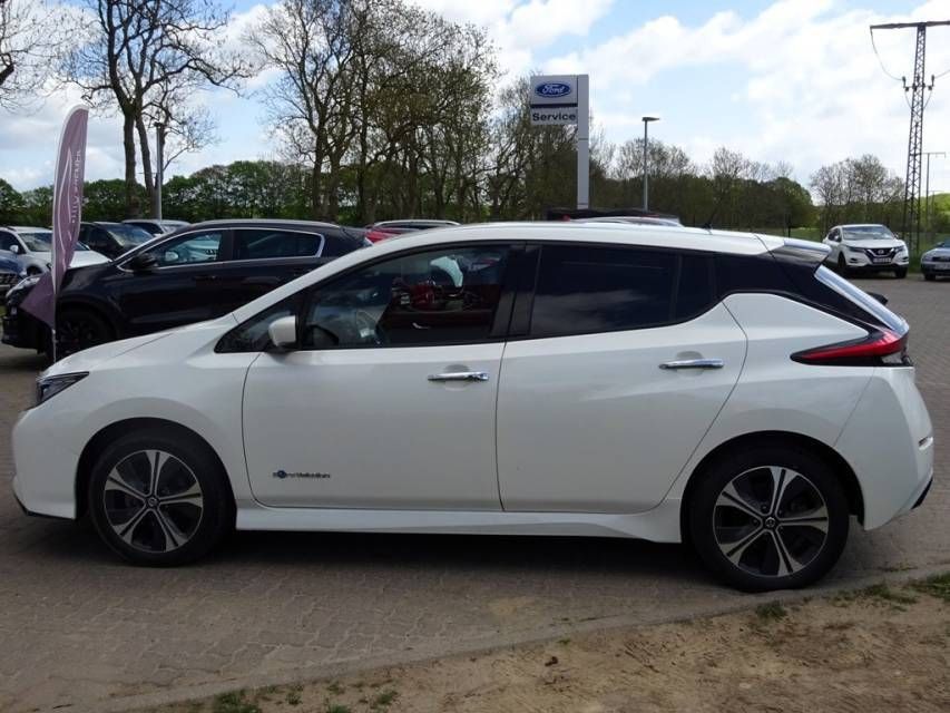Fahrzeugabbildung Nissan LEAF  62kWh e+ Tekna Navi