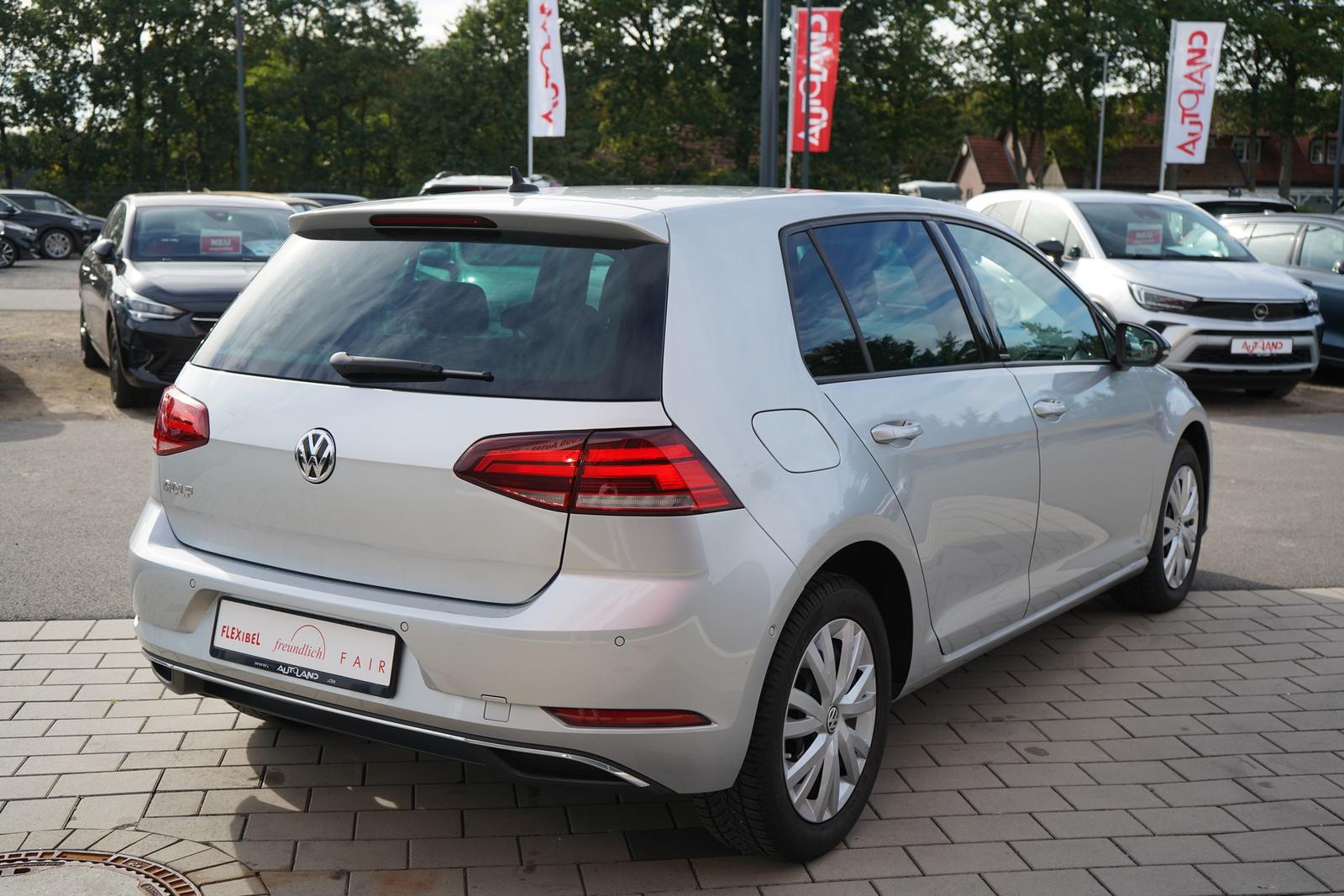 Volkswagen Golf VII 1.0 IQ Drive ACC Totwinkel Sitzheizung