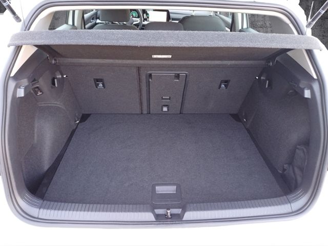 Golf 2.0 TDI DSG/ACC/AHK/ NAVI/SHZ/LED/KLIMA/EPH
