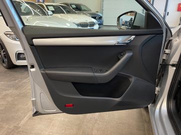 MYAUTOCENTER – Gebraucht- und Jahreswagen mit Werkstattservice in Pfaffenhofen Skoda Octavia Combi Ambition *2. Hand*Klima*PDC*Radio*