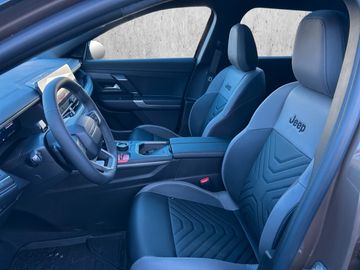 Jeep COMPASS BEV MY26 First Edition PANO 360°