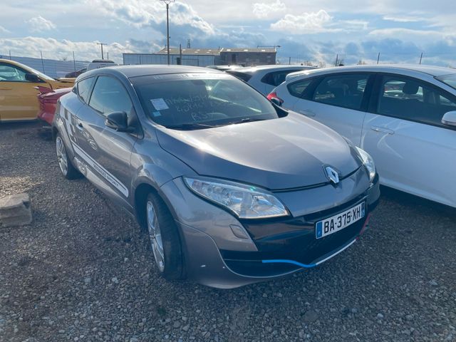 Renault Mégane III RS 2.0 16V 250 Euro 5 / BA375