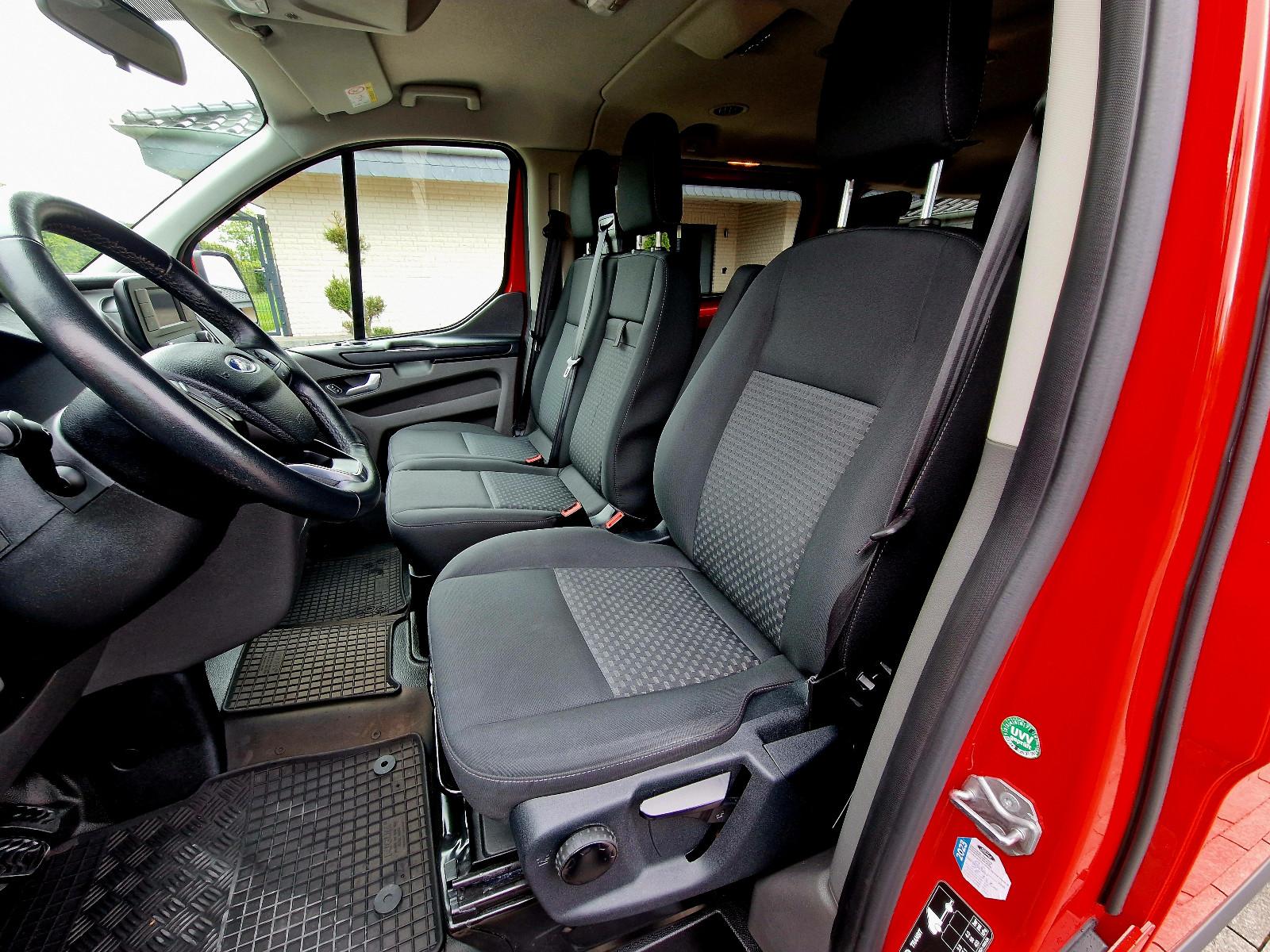 Ford Transit Custom Kombi 320 L1 (9-Sitzer, 2x Klima)