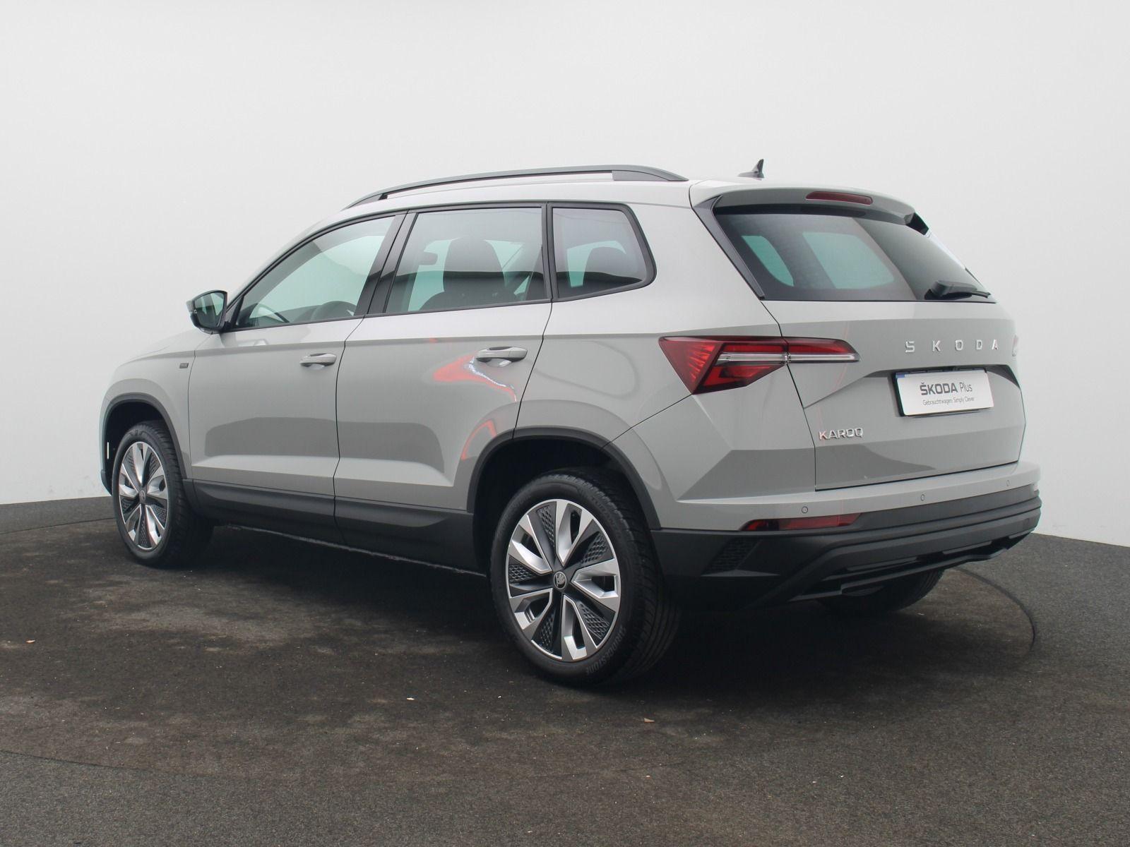 Skoda Karoq Tour 1.5 TSI DSG / Matrix, Navi, AHK, RFK