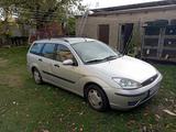 Ford Focus 1.8 Ghia Ghia - Ford Focus aus 2004: Ghia