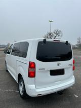 Toyota Proace (Verso) 2,0-l-D-4D 130kW L1 Family Co... - Toyota Gebrauchtwagen in Worms