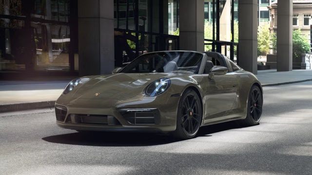 Porsche 911 Targa 4 GTS Farbe nach Wahl Burmester