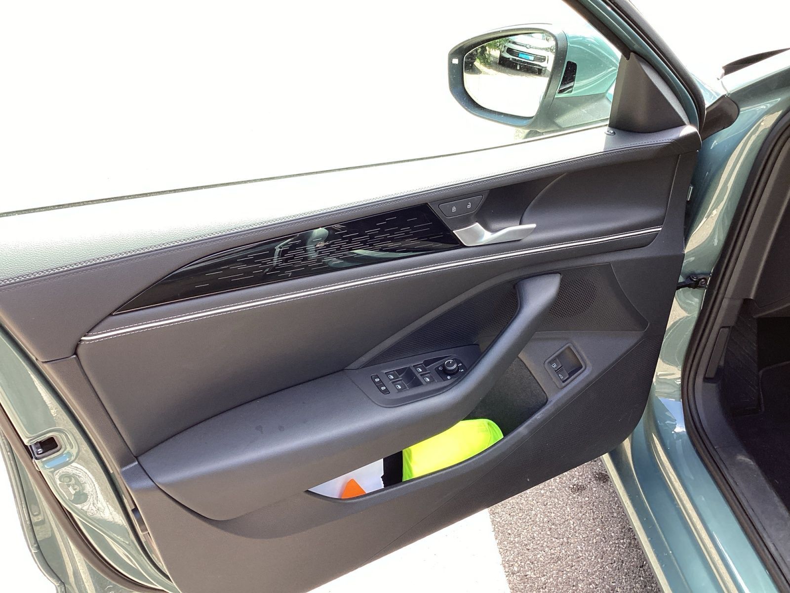 Volkswagen Passat - Bild 17