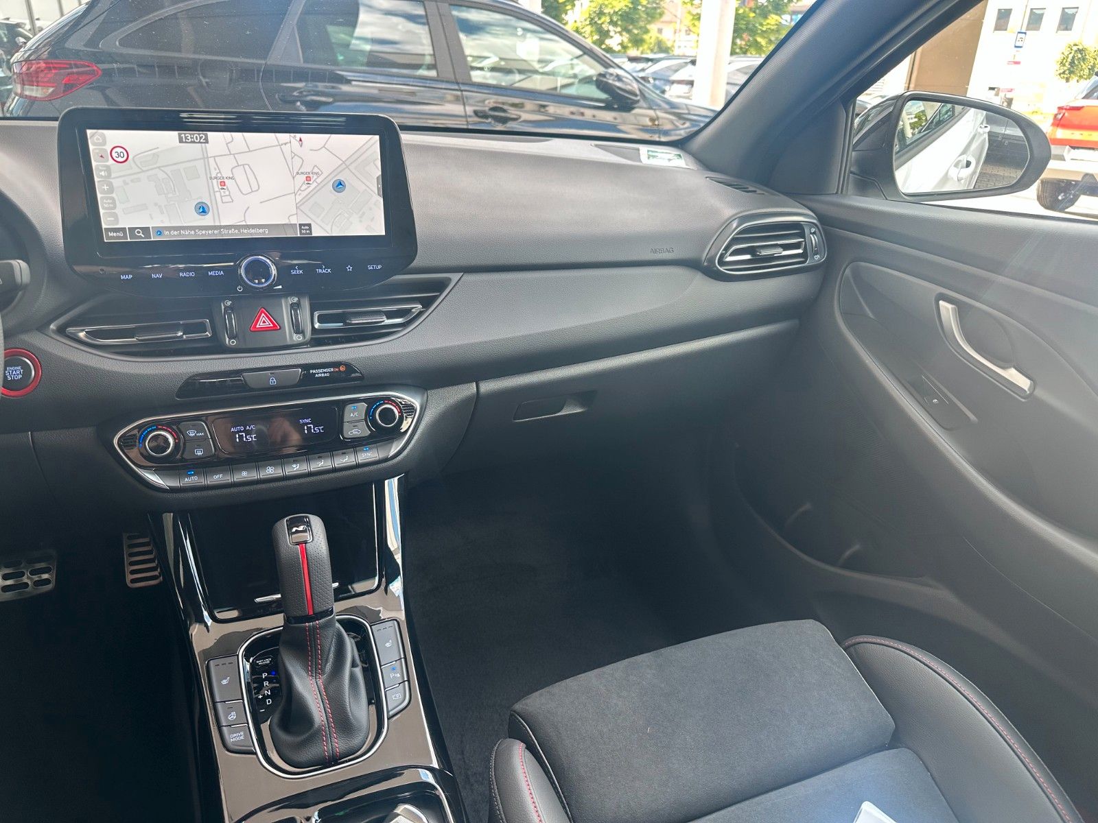 Fahrzeugabbildung Hyundai i30 N-Line MY25 Navi/SHZ/Sitzpaket!