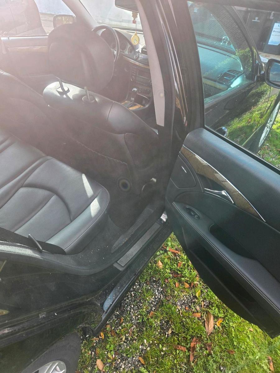 Mercedes-Benz E280 2007 — photo 9
