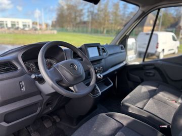 Fotografie des Opel Movano 2.3 D L2H2