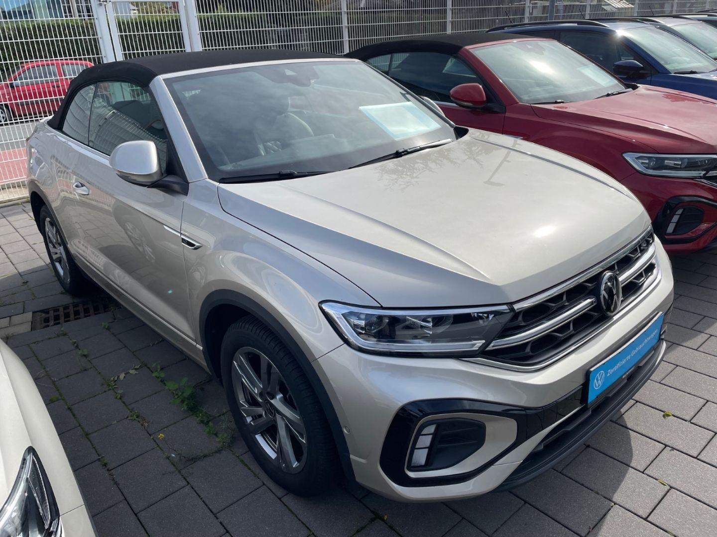 Volkswagen T-Roc Cabriolet R-Line 1.5 TSI Navi LED ACC Appl foto 3