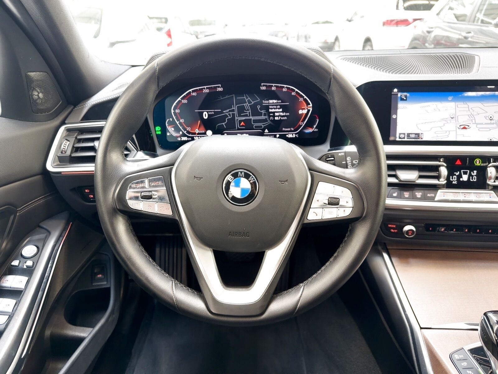 BMW 330 i Luxury Line HeadUp|HarmanKardon|Navi foto 10