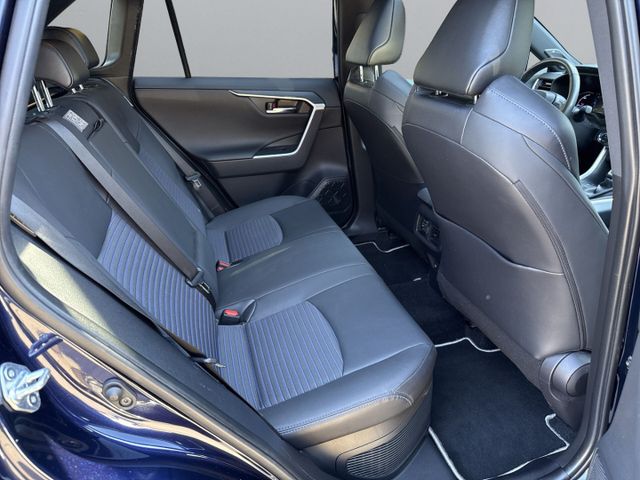 RAV 4 Hybrid 4x4 Style Selection *Panodach+Navi+
