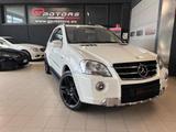Mercedes-Benz MERCEDES-BENZ ML 63 AMG V-MAX 510CV UNICA BIANCA - weiße Mercedes-Benz ML 63 AMG