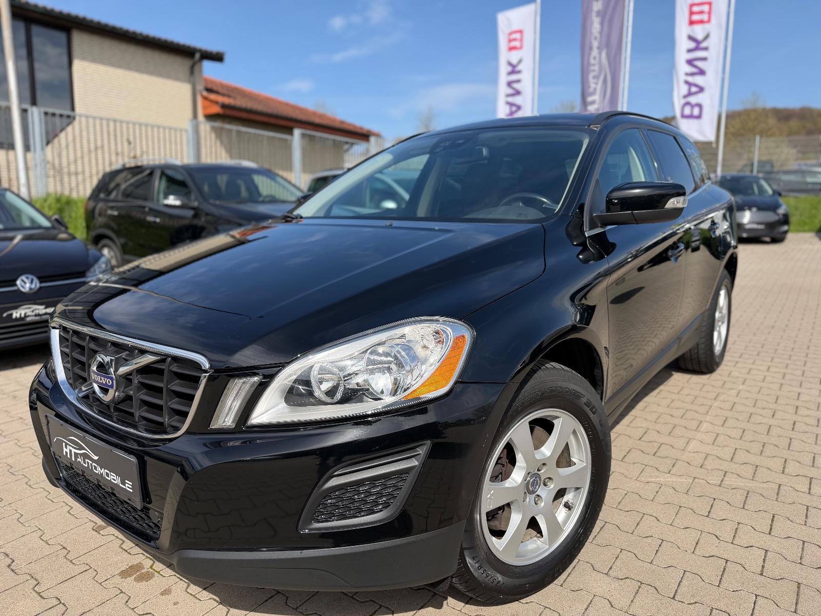 Volvo XC 60 Momentum Drive 5-ZYLINDER*NAVI*PDC*ALU