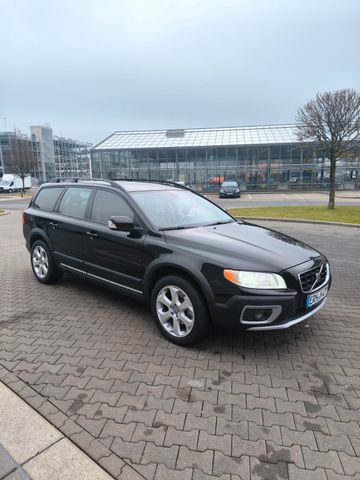 Volvo XC70 Momentum AWD*3,2 238PS*Allrad*Leder*