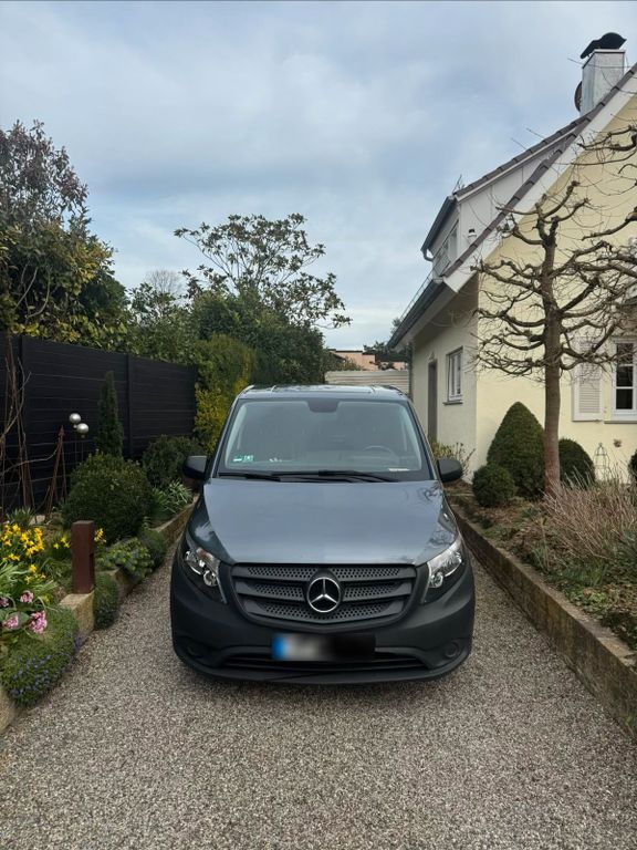 Image of Mercedes-Benz Vito